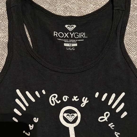 Roxy Tank - Picture 2 of 3